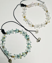 Load image into Gallery viewer, Adjustable Black &amp; White star Bracelet Set
