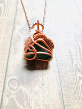 Load image into Gallery viewer, Green Aventurine Pyramid Pendant
